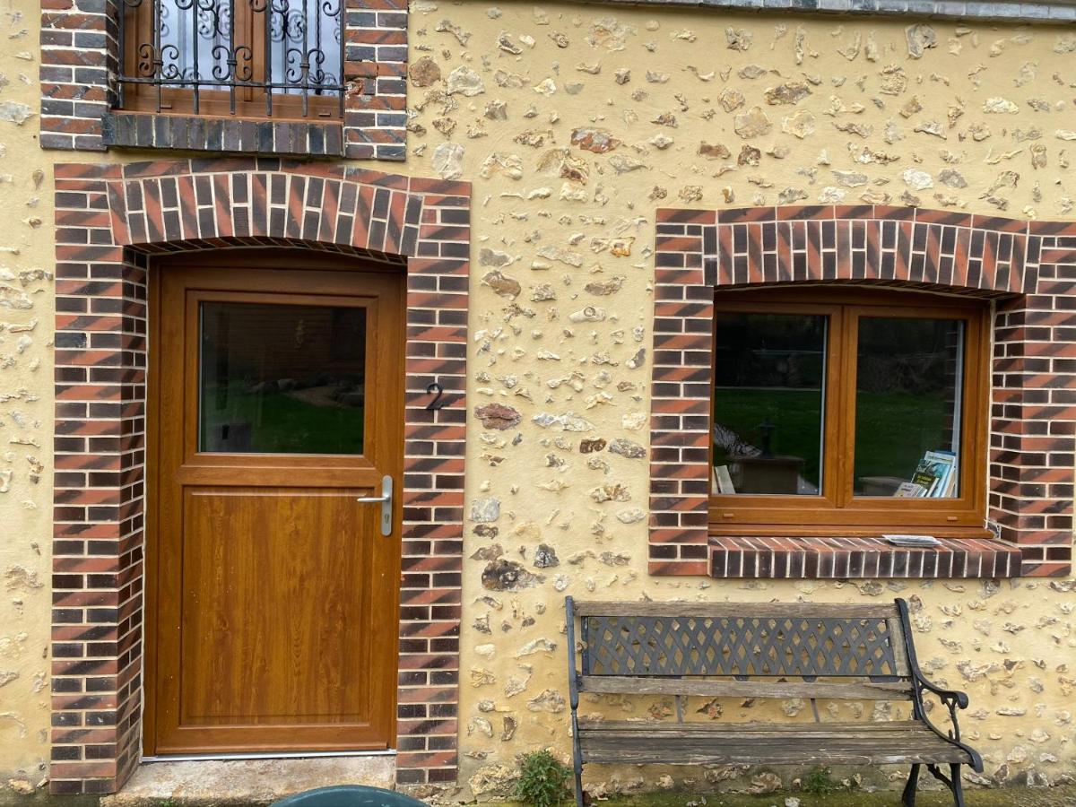 La Maison Lierue Fretigny Ngoại thất bức ảnh