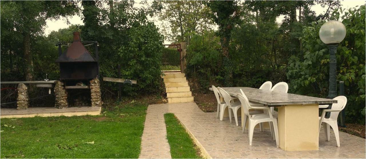 La Maison Lierue Fretigny Ngoại thất bức ảnh